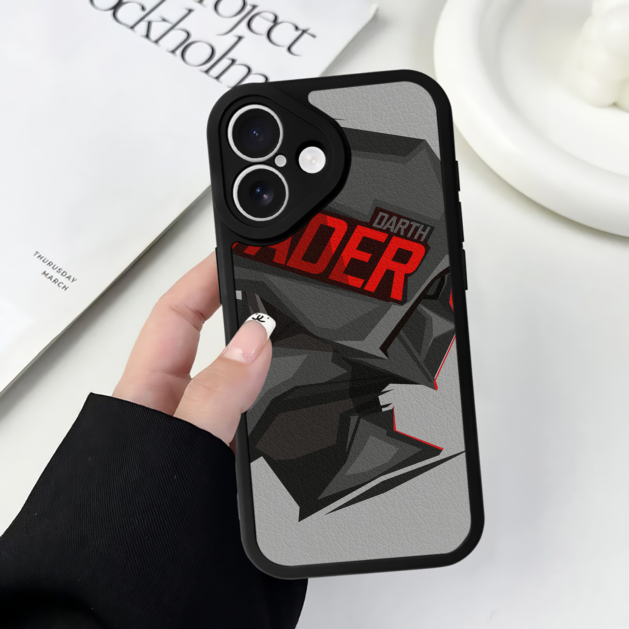 （画像用） スター・ウォーズ Star Wars 【iPhone 16シリーズ対応】シリコンスマホケース（レザー調） 材質：シリコン